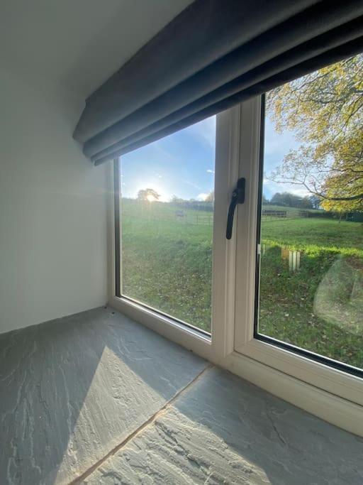 Luxury Detached Peak District Stone Barn - Dog Friendly Villa Hazelwood Esterno foto