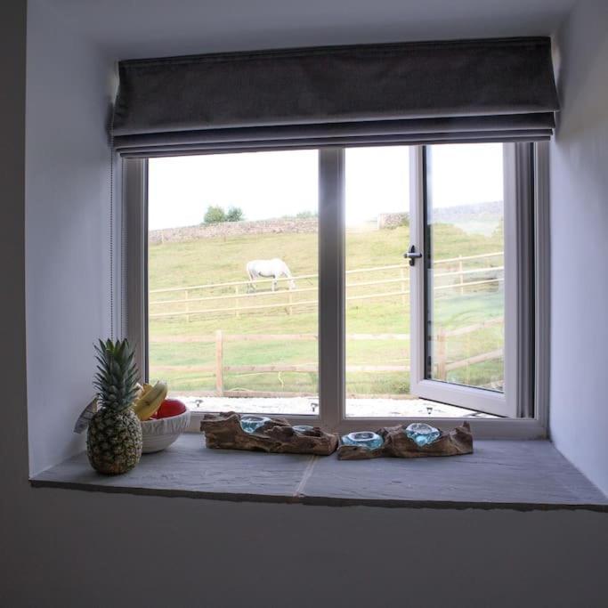 Luxury Detached Peak District Stone Barn - Dog Friendly Villa Hazelwood Esterno foto
