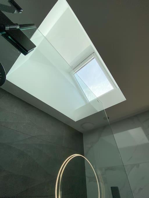 Luxury Detached Peak District Stone Barn - Dog Friendly Villa Hazelwood Esterno foto