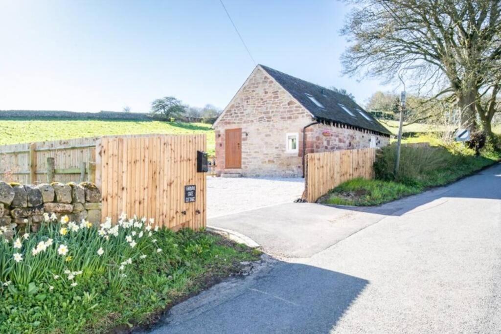 Luxury Detached Peak District Stone Barn - Dog Friendly Villa Hazelwood Esterno foto